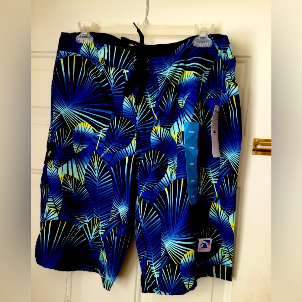 Men’s summer shorts NWT winners choice